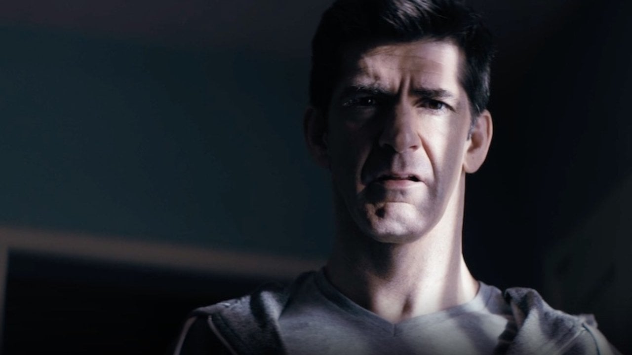 Cena do filme Doe: Sem Passado