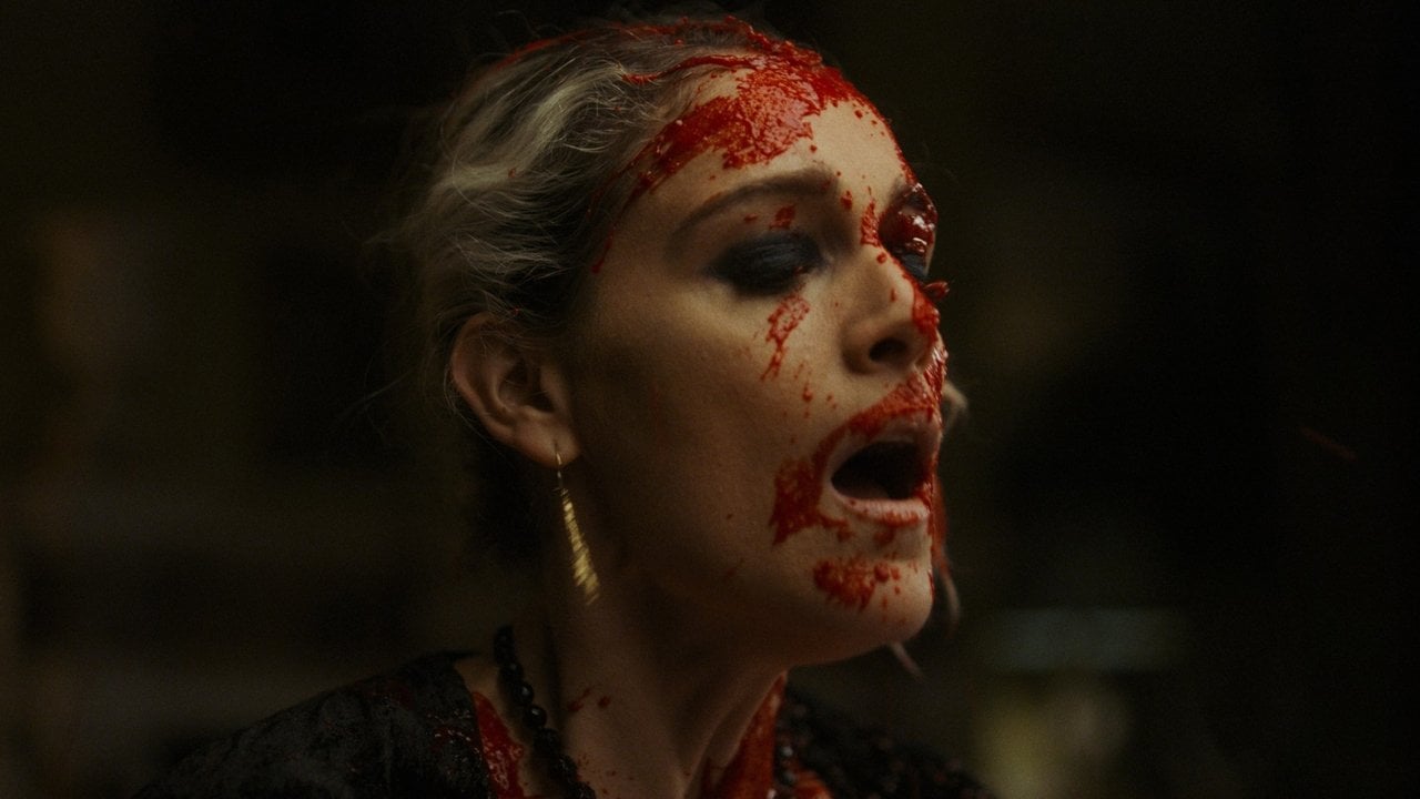 Cena do filme Flux Gourmet