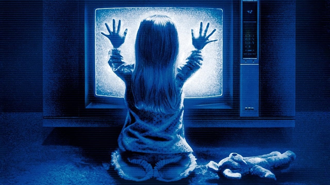 Cena do filme Poltergeist: O Fenômeno