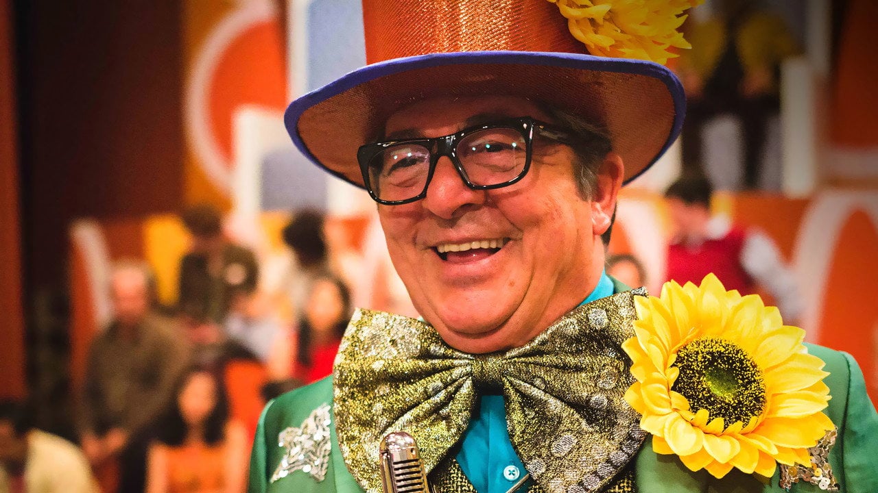 Cena do filme Chacrinha: O Velho Guerreiro