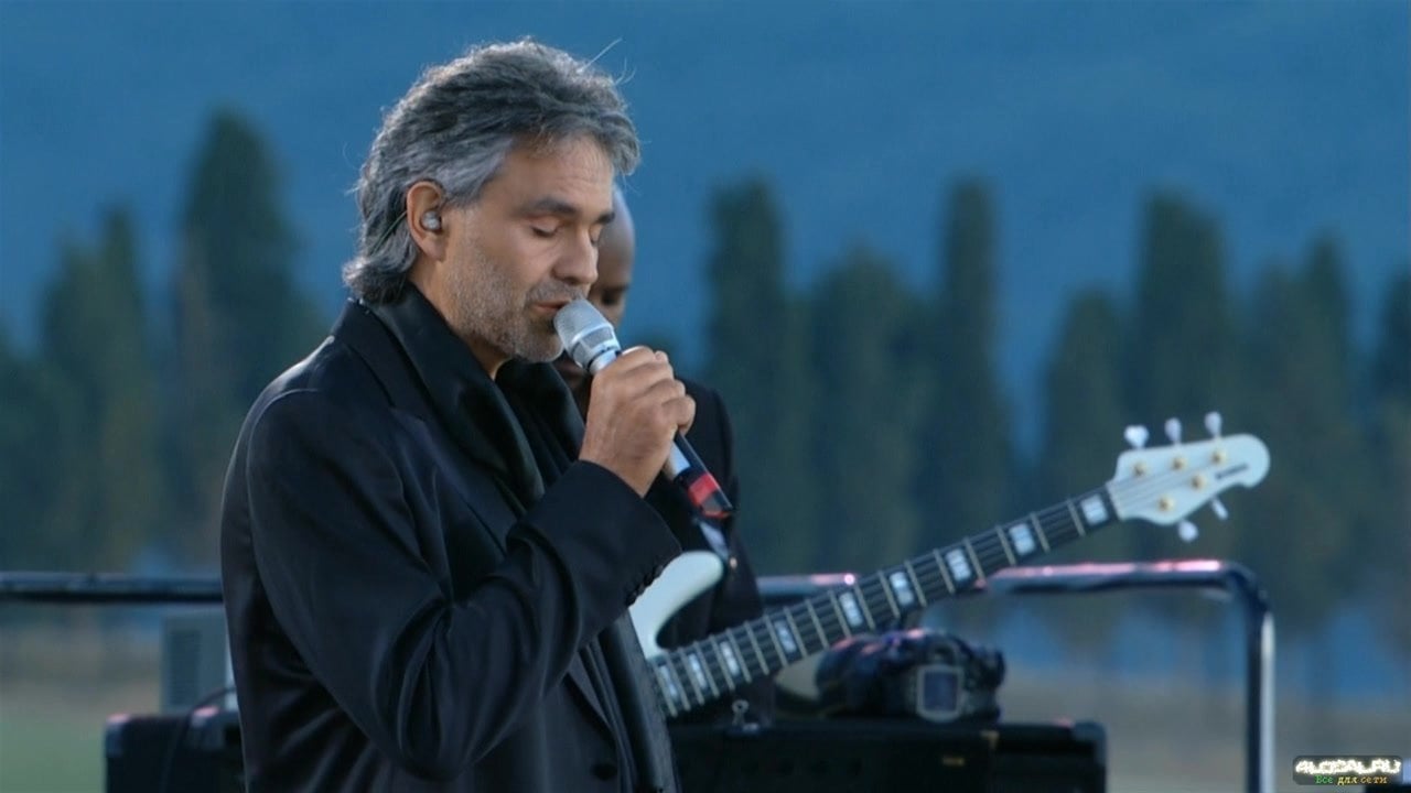 Cena do filme Andrea Bocelli - Vivere Live in Tuscany