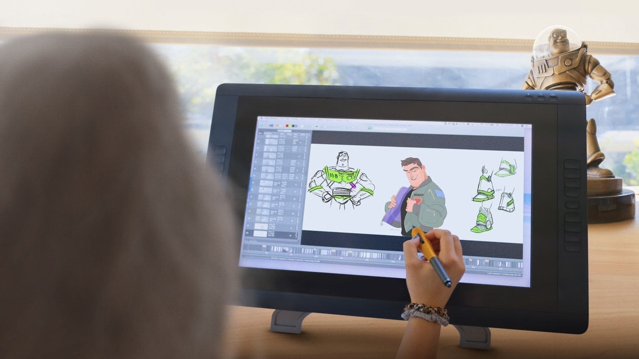 Cena do filme Ao Infinito e Além: Buzz e sua Jornada para ser Lightyear